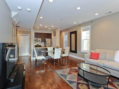 2044 N Winchester Ave APT 1F, Chicago, IL, 60614