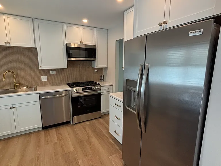 2207 Aspen Dr — Photo 8