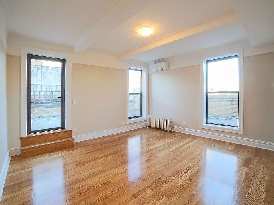 1st image of 168 W 86th St Ph 2
