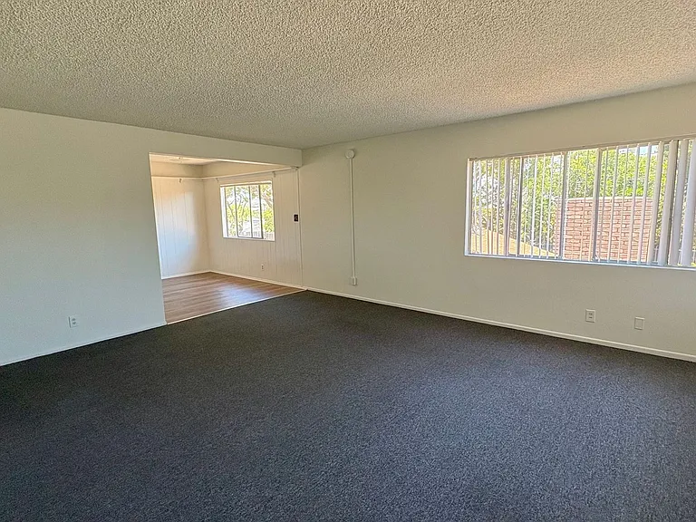 11715 Ramona Ave — Photo 2