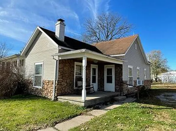 214 S Washington St, Geff, IL 62842