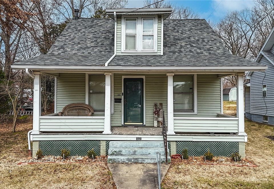 1st image of 207 Kenwood St