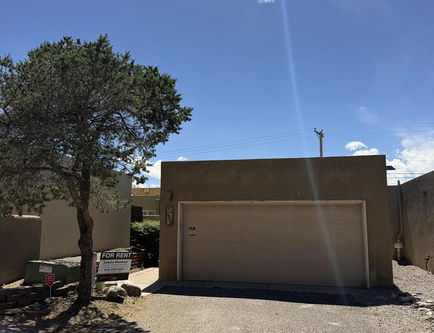 3 bed, 1.5 bath, 1804 sqft, $2,500 — Photo 2