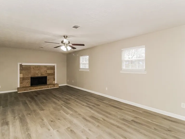 6492 Meadow Lark Dr — Photo 7