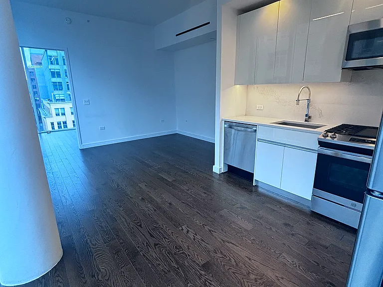 102 Charlton St #20A — Photo 8