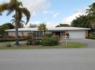 8255 SW 141st St, Palmetto Bay, FL 33158