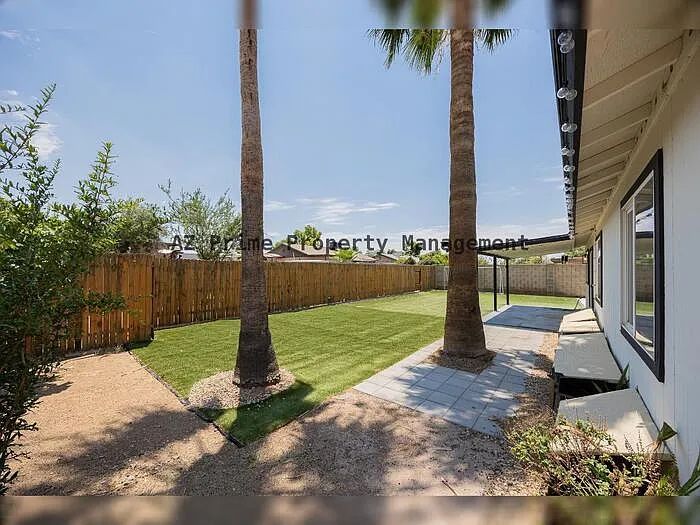 2519 W Vineyard Rd — Photo 23