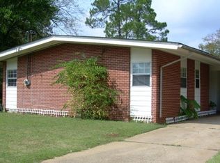 1980 S Riverview Cir, Albany, GA 31705