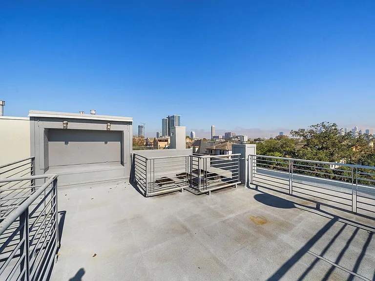1822 Brun St — Photo 31