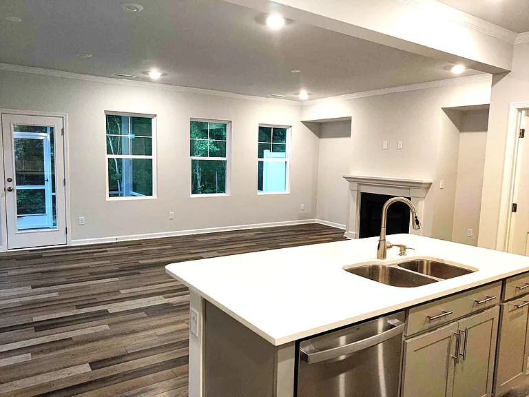 216 Hiking Hill Ln — Photo 14