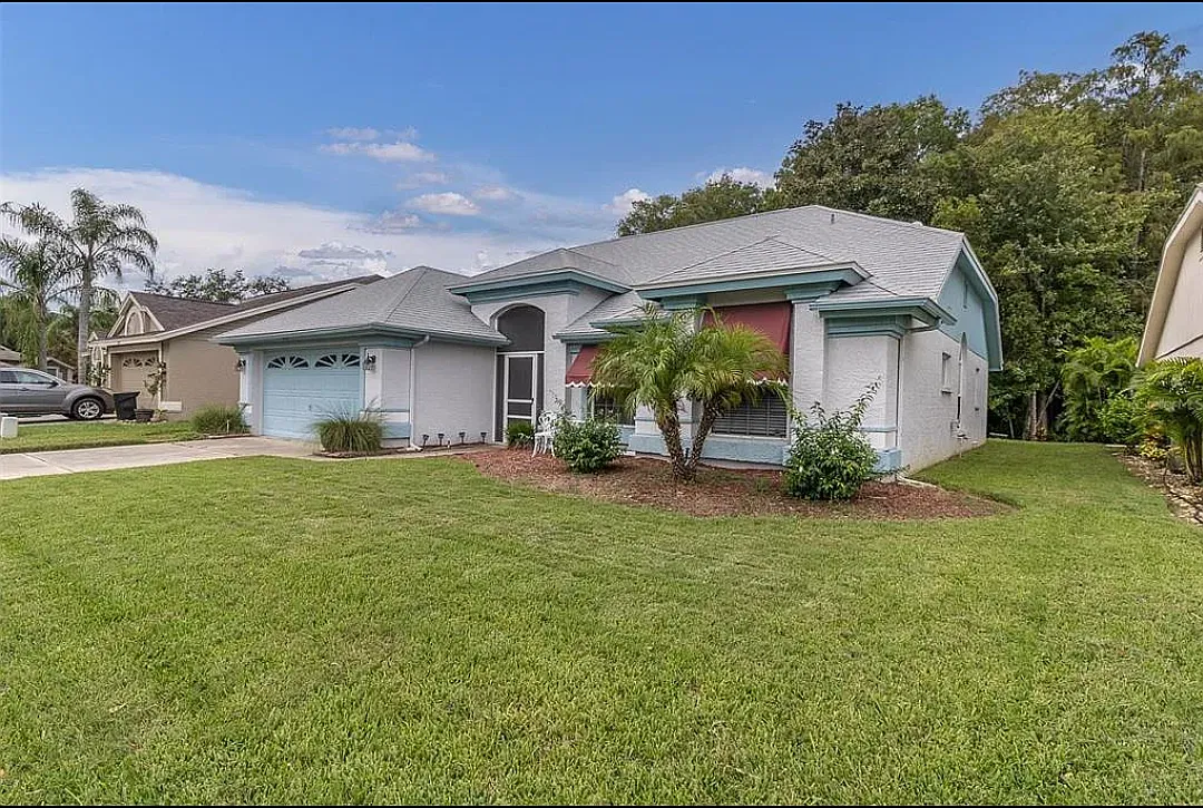 3 bed, 1662 sqft, $2,300 — Photo 2