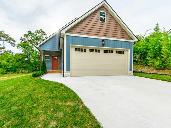 41 Greens Lake Rd, Rossville, GA 30741