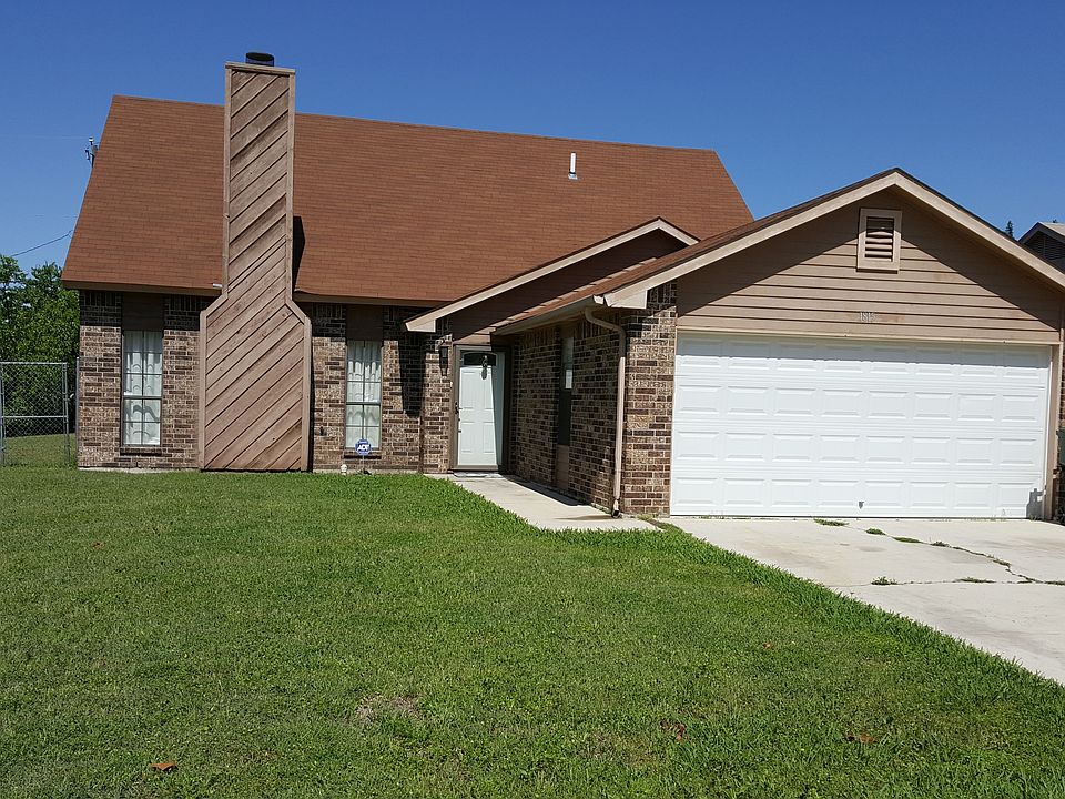 1st image of 1815 Kingwood Dr