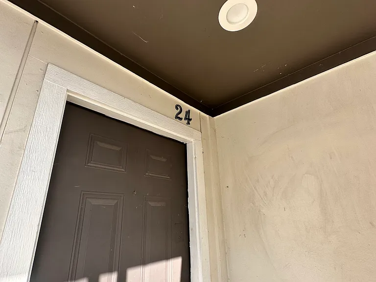 Cavalcade Heights 735 LLC — Photo 8