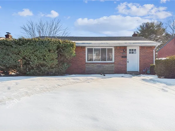 475 Dennison Dr, West Mifflin, PA 15122