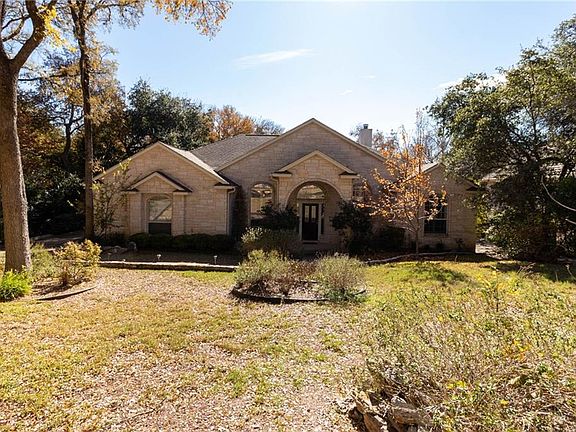2nd image of 9407 Cedar Crest Dr