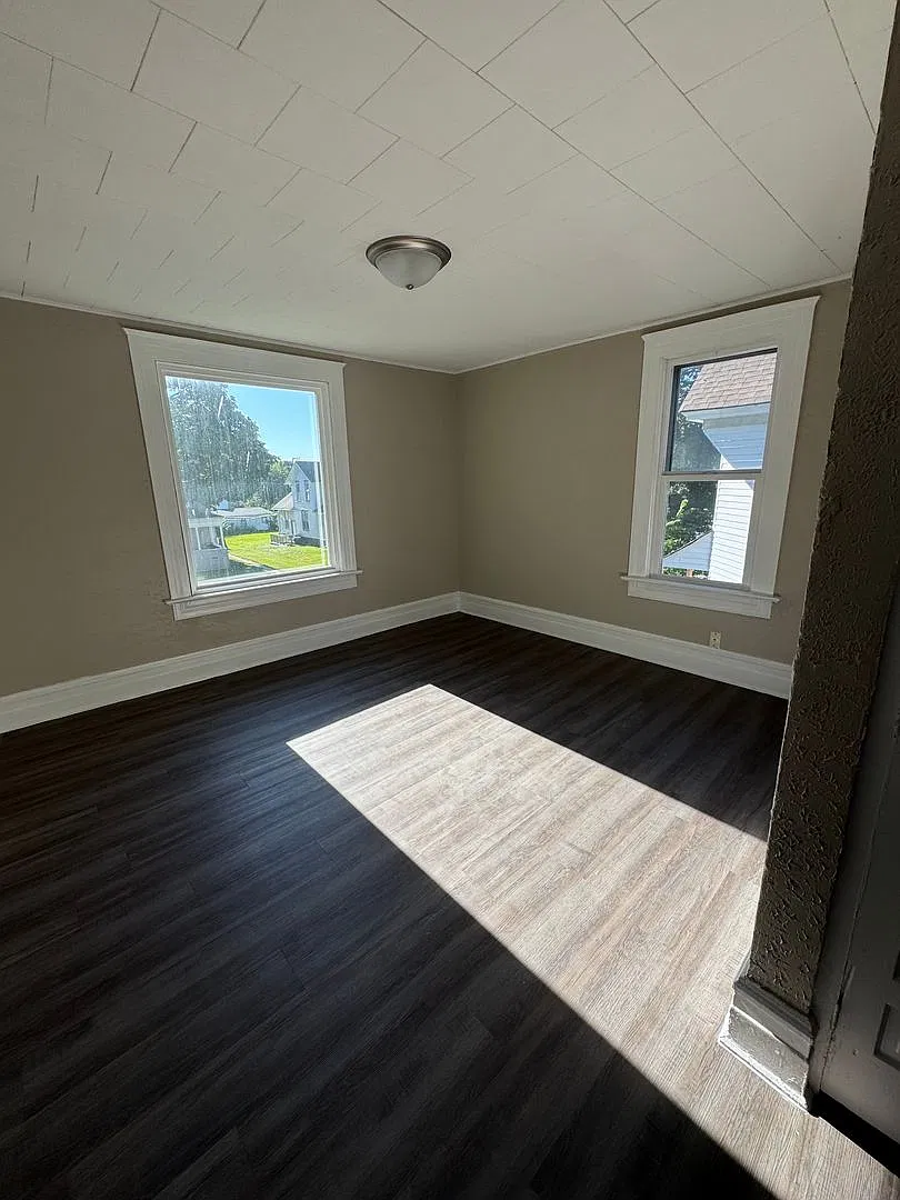 1012 N Court St — Photo 4