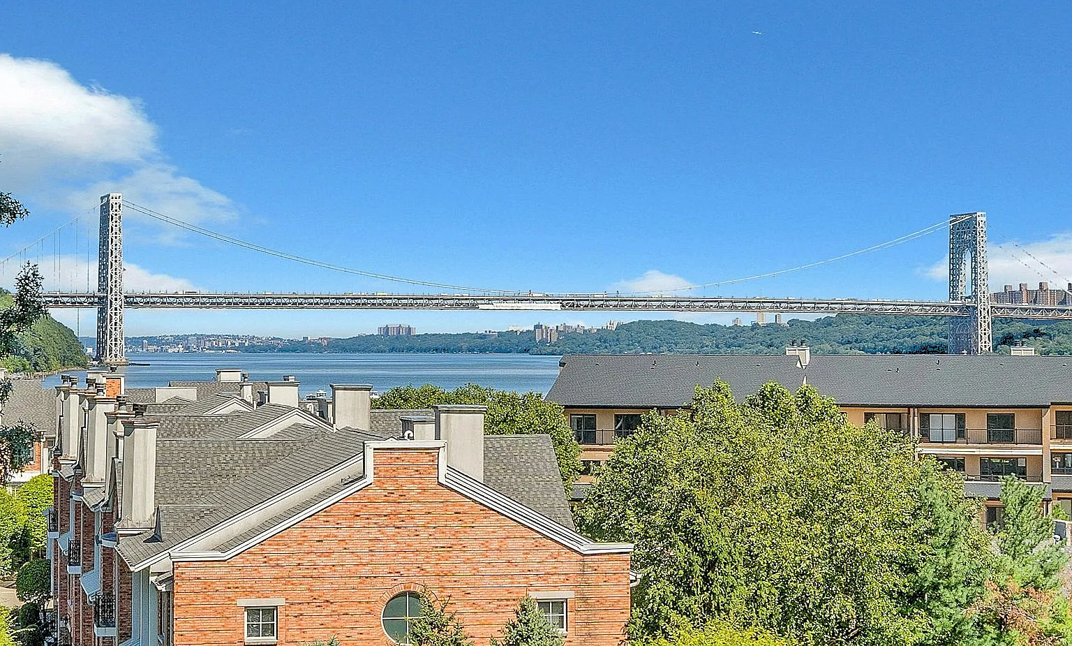 1 bed, 880 sqft, $3,100 — Photo 1