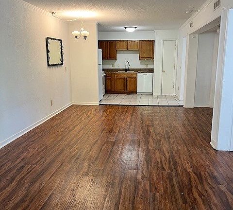 2nd image of 104 Cordillo Pkwy #H-1