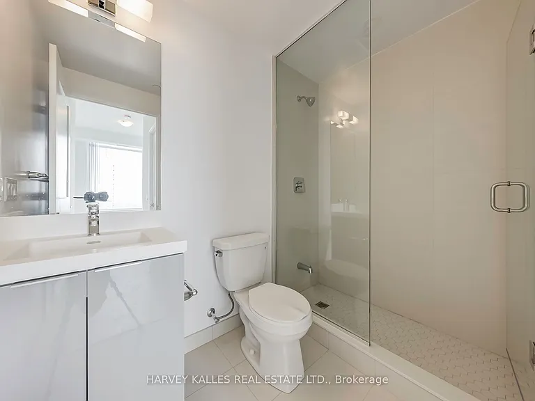 50 Dunfield Ave #Penthouse 17 — Photo 9