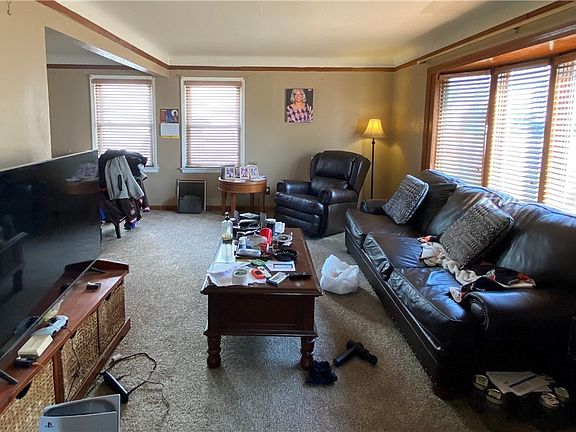 2nd image of 3380 E 147th St