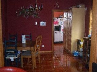 1306 Solfisburg Ave, Aurora, IL 60505