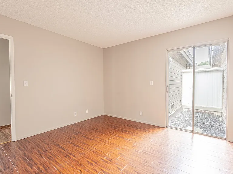 15809 Francisquito Ave #4 — Photo 15