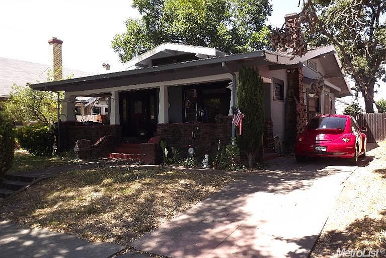 2nd image of 1131 W Vine St
