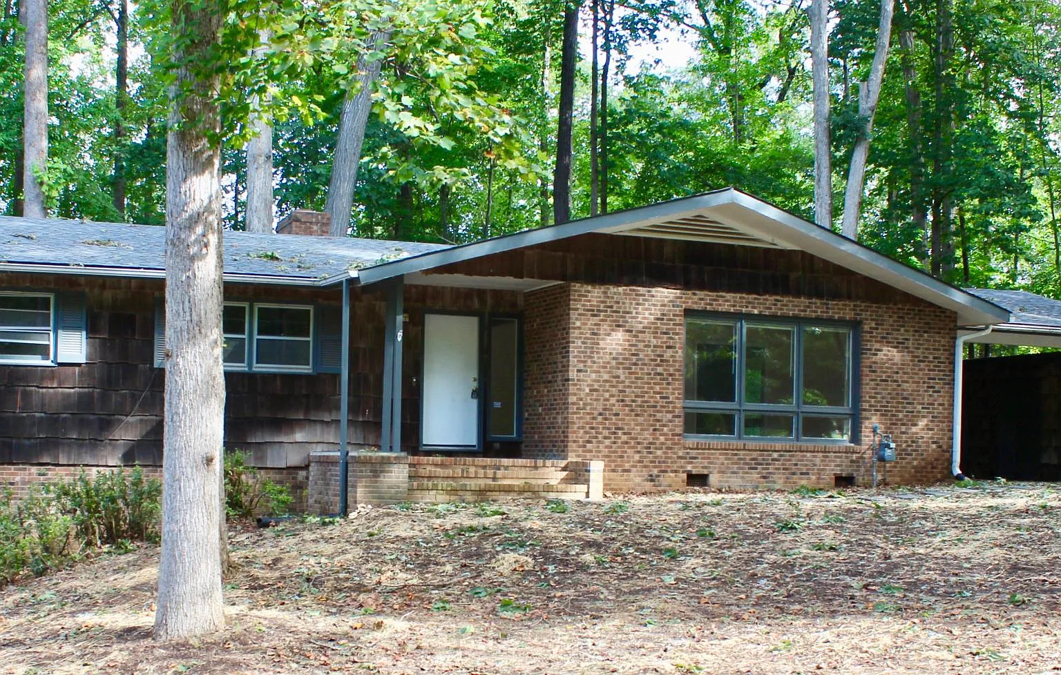 3 bed, 2.5 bath, 2240 sqft, $1,850 — Photo 1