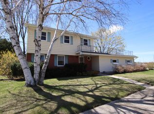 241 Clinton St, Fond Du Lac, WI 54937