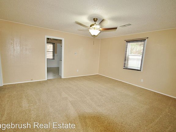 5th image of 1013 E 10th St