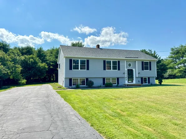 76 Lincoln Street, Richmond, ME 04357