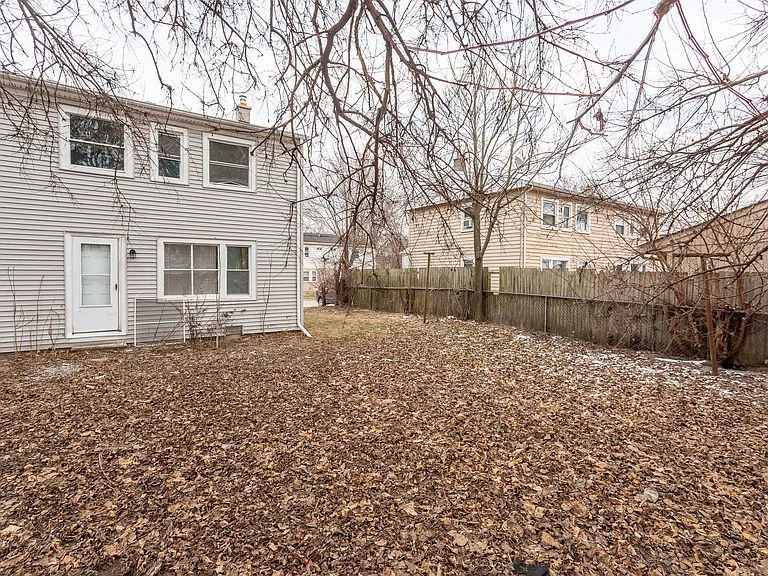 34111 Decatur Ct #34111 — Photo 9