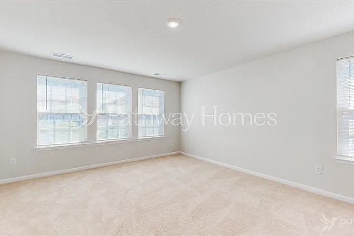 335 Kennerly Center Dr — Photo 8