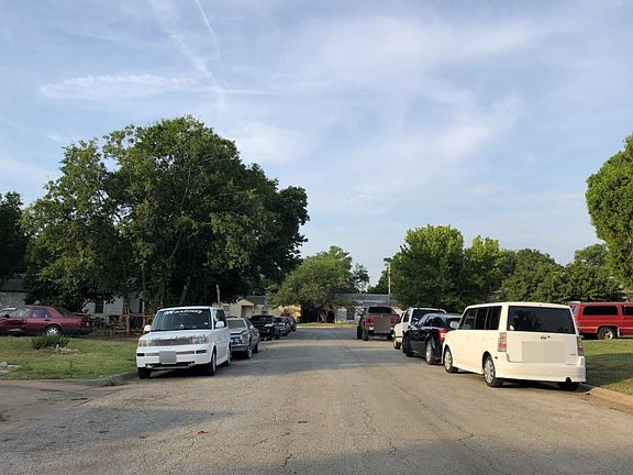 4th image of 3245 Illinois Ave