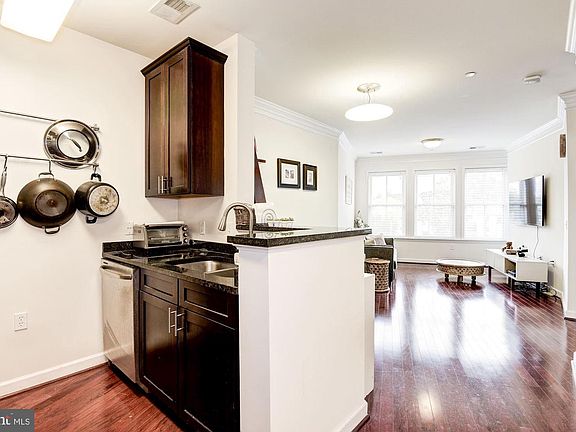 5th image of 2101 N Monroe St APT 217