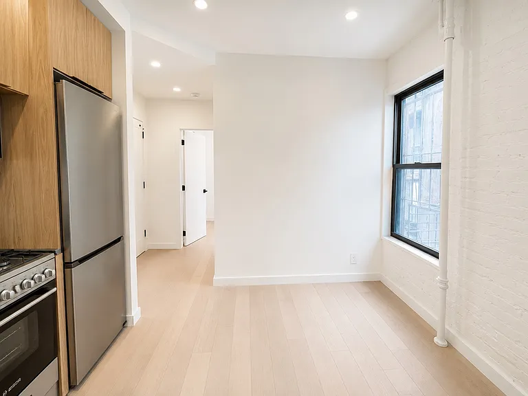 280 Mulberry St #5C — Photo 2