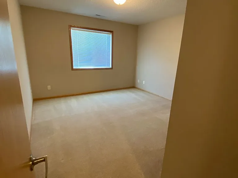 1611A Gunston Dr — Photo 11
