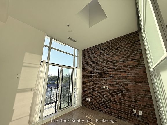 4th image of 88 Colgate Ave #Penthouse 712