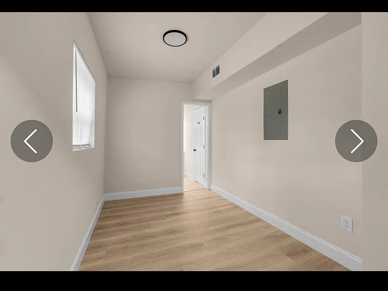 3145 Broadway Ave #1 — Photo 2