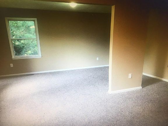 3rd image of 5 Walnut St APT 37