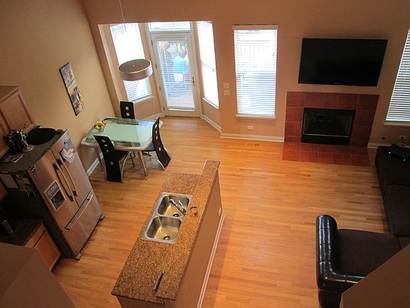 5th image of 4126 Bordeaux Dr
