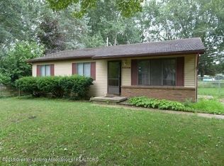 2805 Dunlap St, Lansing, MI 48911