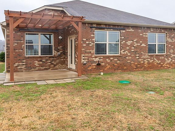 4th image of 134 Natalie Jane Dr
