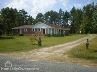 405 Wallace Rd, Cheraw, SC 29520
