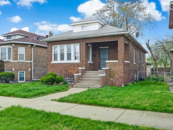 2nd image of 4130 Drummond St