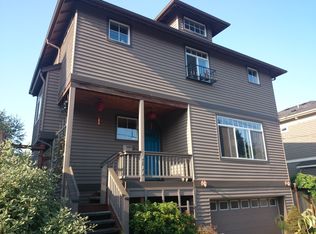 1811 E Spruce St, Seattle, WA 98122