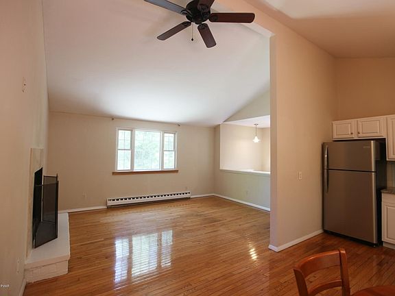 4th image of 3076 Briarwood Dr