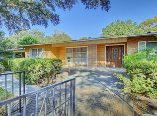 203 Gardenview, Castle Hills, TX 78213