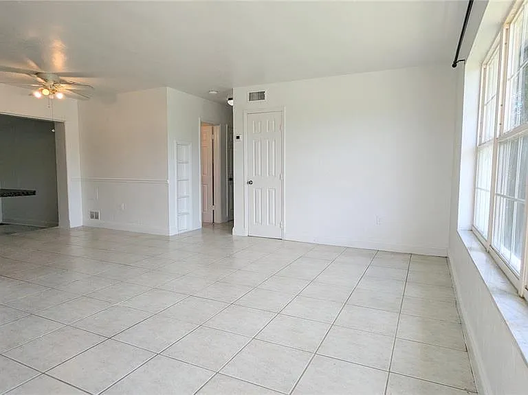 21298 Percy Ave — Photo 10